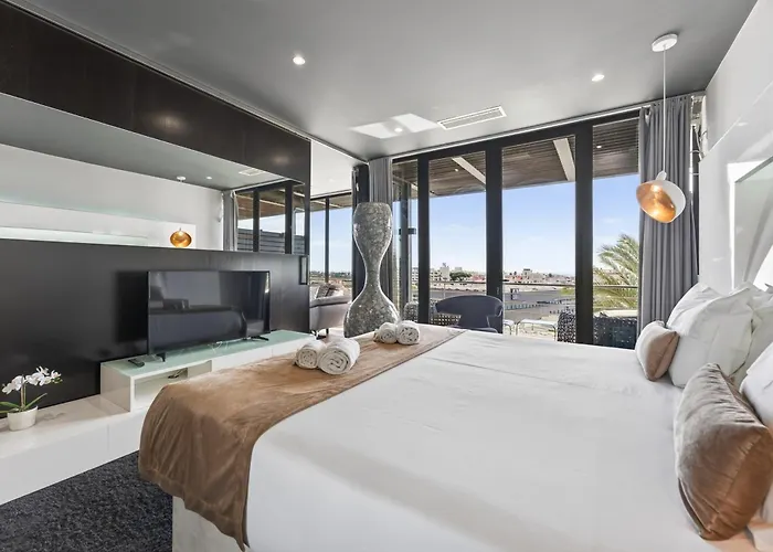 Penthouse Grand Noir By Algarve Holidays Guia (Faro)